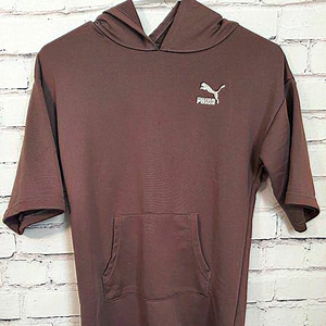 PUMA HOODED Shirt Size Medium‎